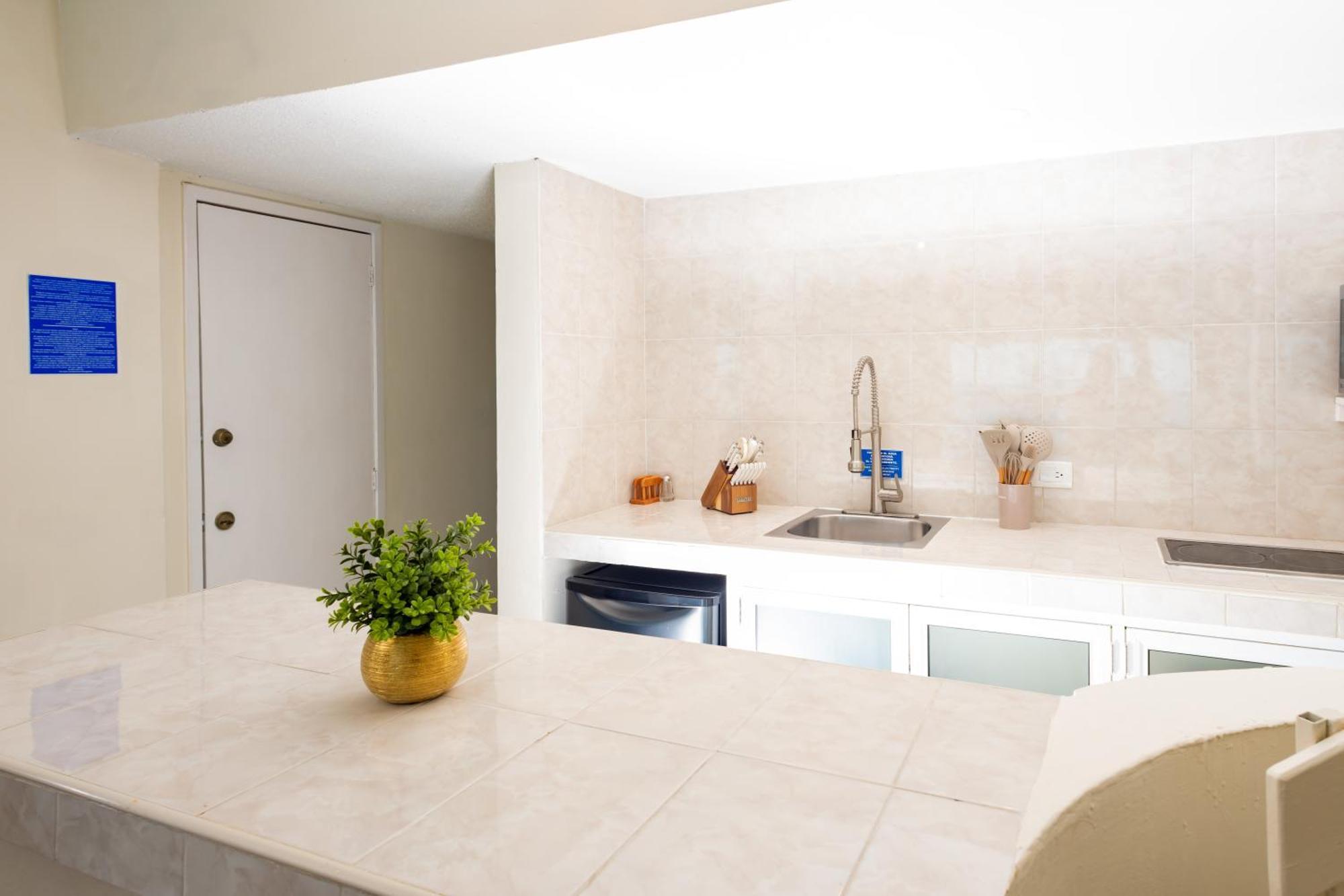2 Story Oceanfront Penthouses On Cancun Beach! Exteriér fotografie